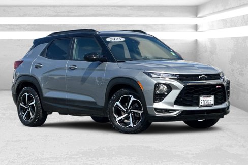 Used 2023 Chevrolet TrailBlazer RS image 2