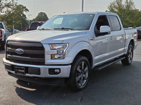 Used 2017 Ford F150 Lariat image 7