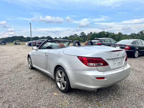 Used 2011 Lexus IS 250C image 10