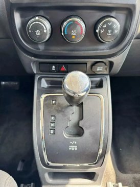 Used 2017 Jeep Patriot Sport image 30