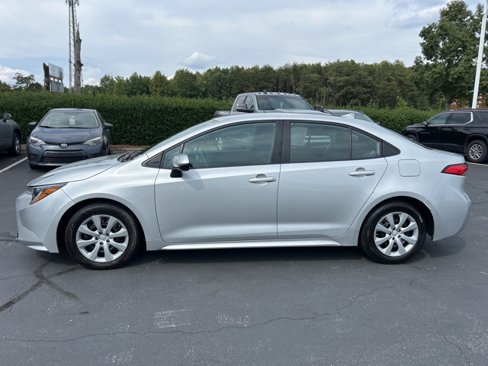Used 2024 Toyota Corolla LE image 8