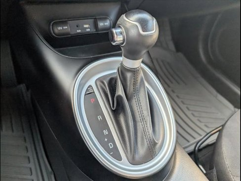 Used 2016 Kia Soul image 8