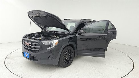 Used 2020 GMC Terrain SLE w/ Driver Convenience Package image 10
