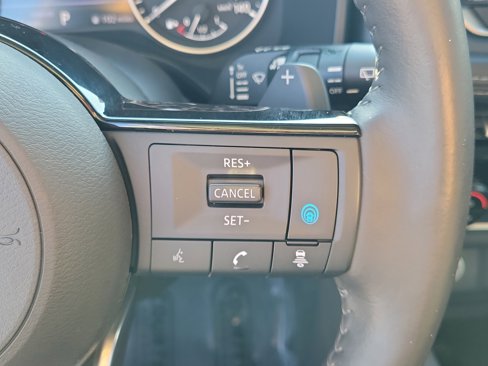 Used 2021 Nissan Rogue SV w/ Premium Package image 29