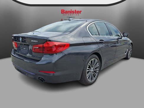 Used 2019 BMW 530i xDrive w/ Convenience Package image 4