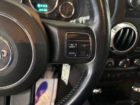 Used 2013 Jeep Wrangler Unlimited Sahara w/ Connectivity Group image 17