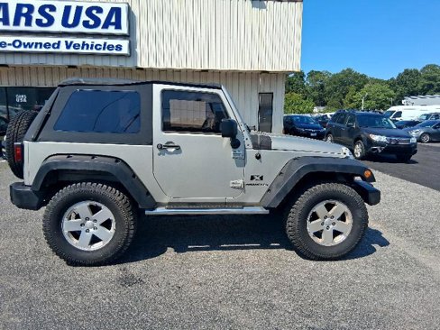 Used 2007 Jeep Wrangler X image 16