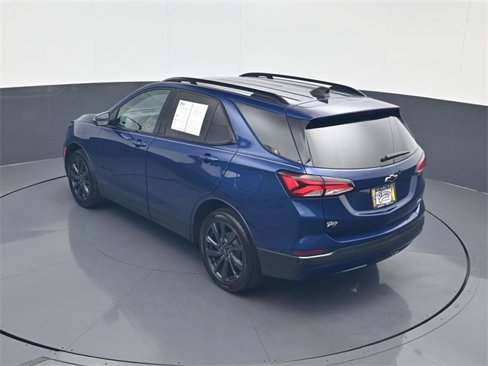 Used 2022 Chevrolet Equinox RS w/ Infotainment Package image 19