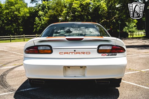 Used 1997 Chevrolet Camaro Z28 w/ Preferred Equipment Group 2 image 5