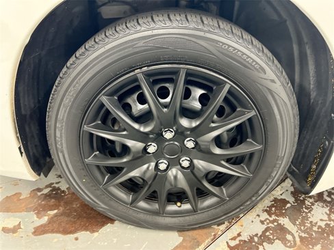 Used 2017 Nissan Sentra S image 24