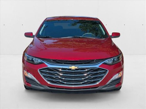 Used 2022 Chevrolet Malibu LT image 2
