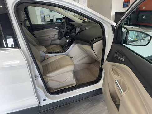 Used 2015 Ford Escape SE w/ Equipment Group 201A image 20