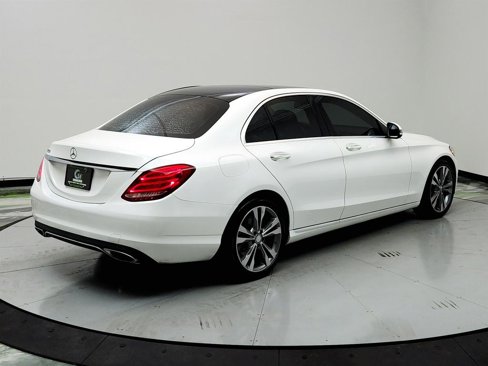 Used 2017 Mercedes-Benz C 300 Sedan image 5