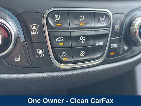 Used 2023 Chevrolet Equinox LT image 29