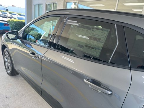 New 2025 Ford Escape ST-Line w/ Equipment Group 301A image 12