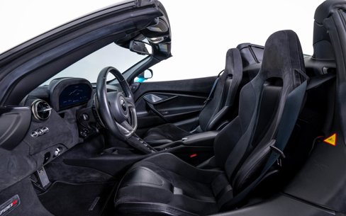Used 2022 McLaren 720S Performance image 20