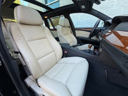 Used 2008 BMW 535xi Wagon image 47
