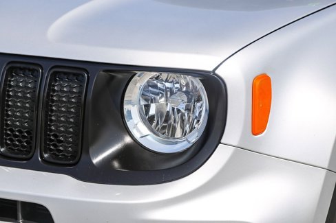 Certified 2020 Jeep Renegade Altitude image 5