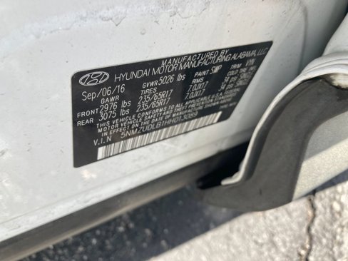 Used 2017 Hyundai Santa Fe Sport image 34