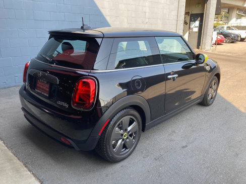Used 2020 MINI Cooper SE w/ 6.5" Touchscreen Package image 4