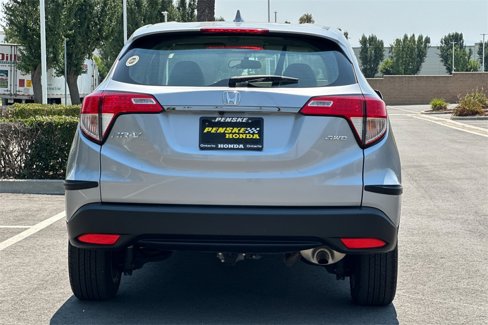 Certified 2021 Honda HR-V LX image 5