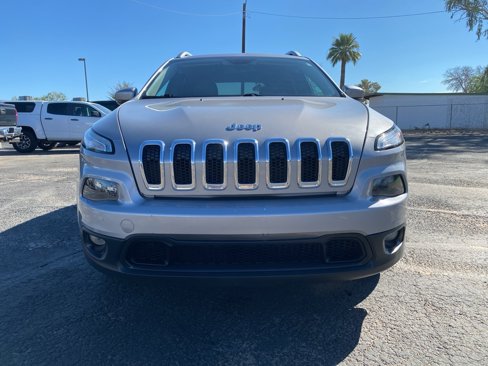Used 2018 Jeep Cherokee Latitude Plus image 16