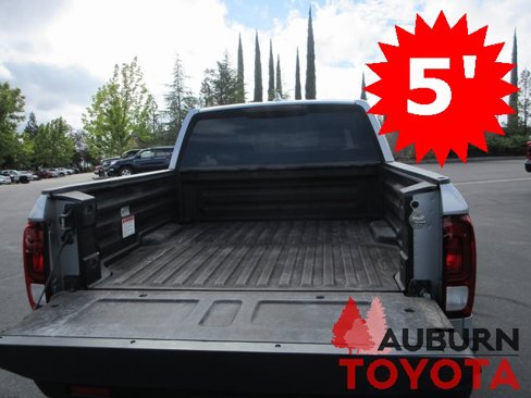Used 2017 Honda Ridgeline RT image 8