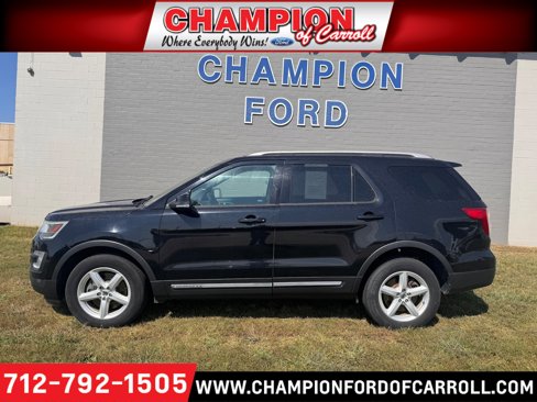 Used 2017 Ford Explorer XLT w/ Equipment Group 202A image 1