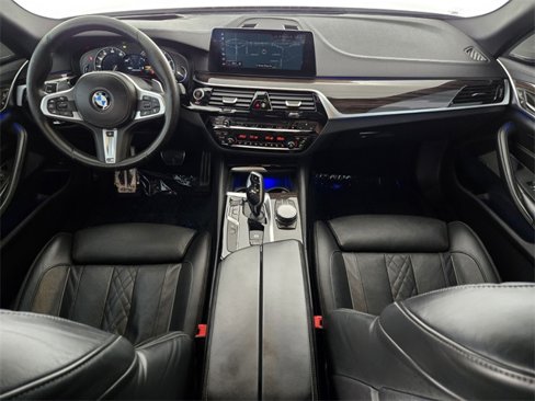 Used 2018 BMW M550i xDrive image 4
