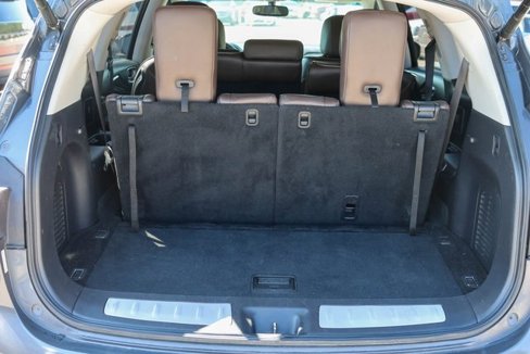 Used 2013 INFINITI JX35 AWD w/ Premium Pkg image 9