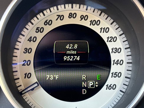 Used 2015 Mercedes-Benz E 400 Cabriolet image 32