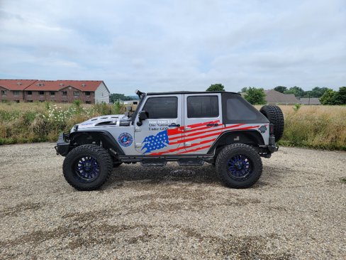 Used 2013 Jeep Wrangler Unlimited Sport image 5