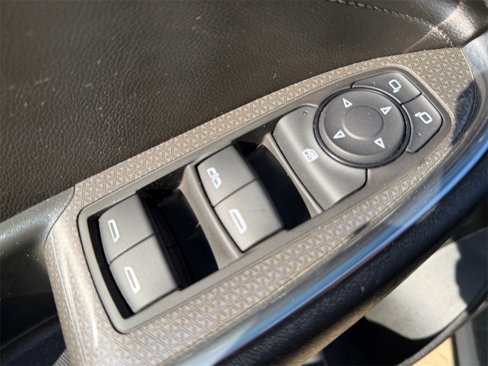 Used 2020 Chevrolet Malibu LT w/ Leather Package image 16