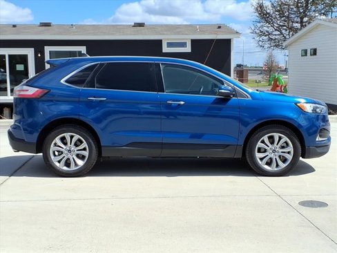 Used 2022 Ford Edge Titanium image 8