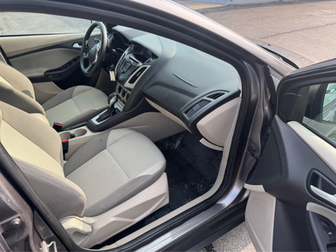 Used 2014 Ford Focus SE image 16
