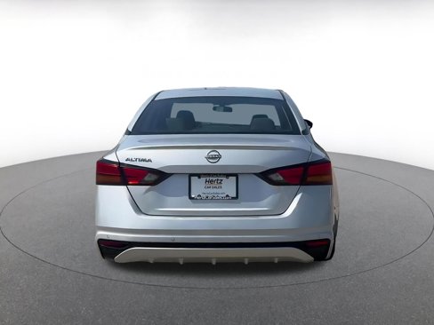 Used 2023 Nissan Altima 2.5 S image 12