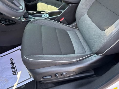 Used 2021 Chevrolet TrailBlazer LT w/ Sun and Liftgate Package image 13