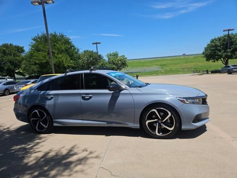Used 2021 Honda Accord Sport Special Edition image 4