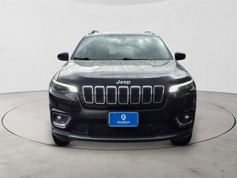Used 2019 Jeep Cherokee Limited image 2