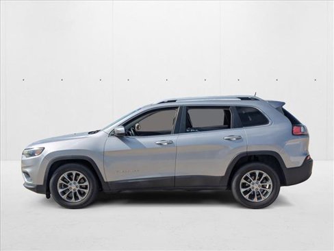Used 2019 Jeep Cherokee Latitude Plus image 8