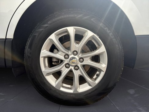 Used 2021 Chevrolet Equinox LT image 44