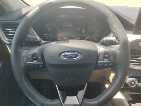 Certified 2020 Ford Escape SEL image 8