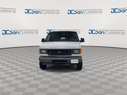 Used 2007 Ford E-150 and Econoline 150 image 3