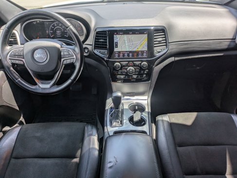 Used 2020 Jeep Grand Cherokee Altitude image 23