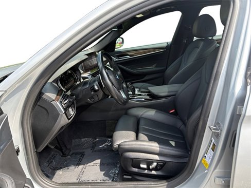 Used 2019 BMW 530i w/ Convenience Package image 9