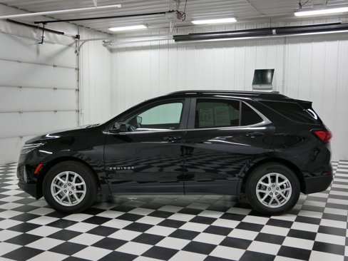 Used 2022 Chevrolet Equinox LT image 6