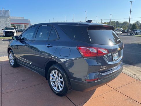 Used 2019 Chevrolet Equinox LS w/ LS Convenience Package image 11