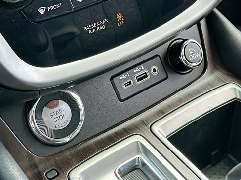 Used 2020 Nissan Murano Platinum image 9