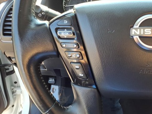 Used 2021 Nissan Armada SL w/ Captain's Chairs Package image 31