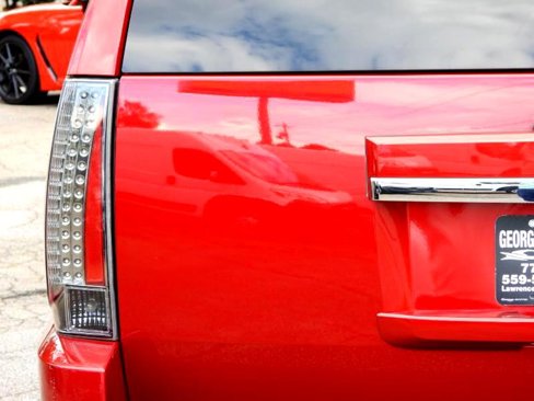 Used 2013 Cadillac Escalade Premium image 22